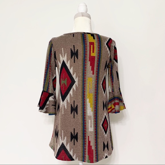 Rod’s True Western Aztec Flutter Sleeve Top - Size S - Picture 4 of 7